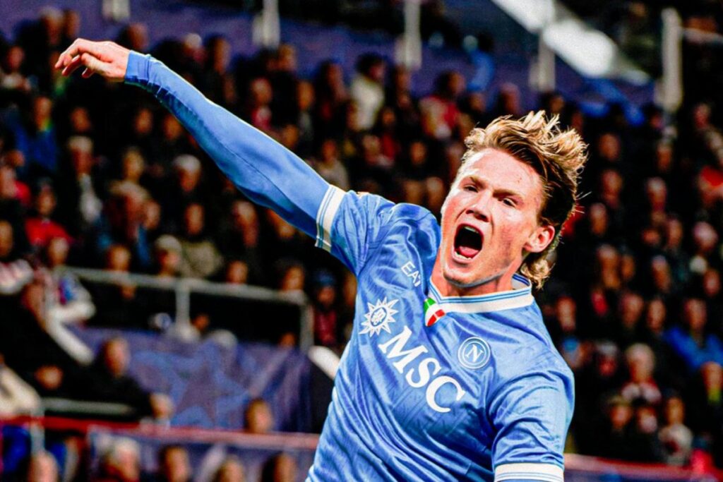 Napoli Tops League After Defeating Inter Napoli Tops League After Defeating Inter
