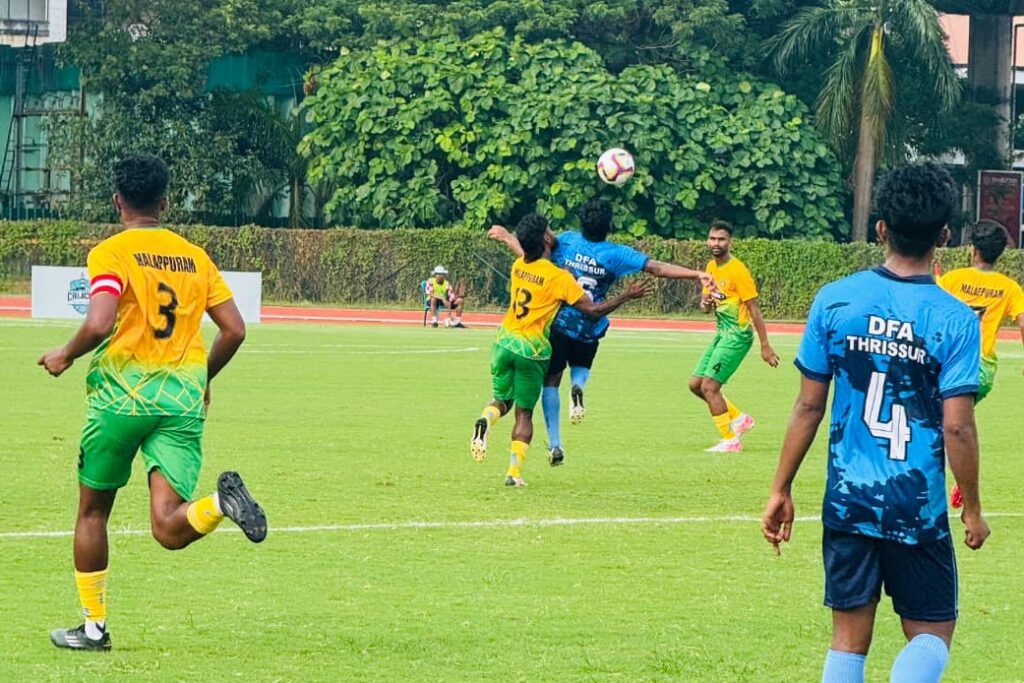 Senior Football: Thrissur Advances to Semifinals After Defeating Malappuram Senior Football: Thrissur Advances to Semifinals After Defeating Malappuram