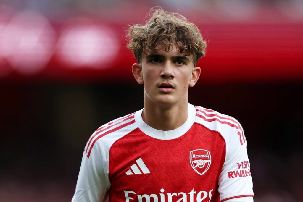 Arsenal Faces Setback: Young Star Max Douma Out for Two Months Arsenal Faces Setback: Young Star Max Douma Out for Two Months