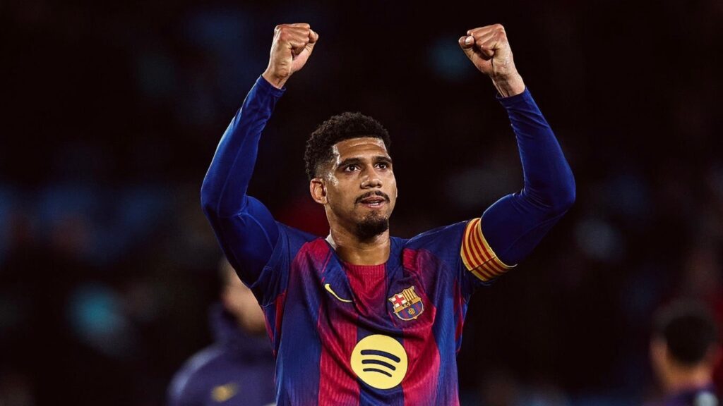 Barcelona Grants Ronald Araújo Indefinite Leave Due to Mental Health Issues Barcelona Grants Ronald Araújo Indefinite Leave Due to Mental Health Issues
