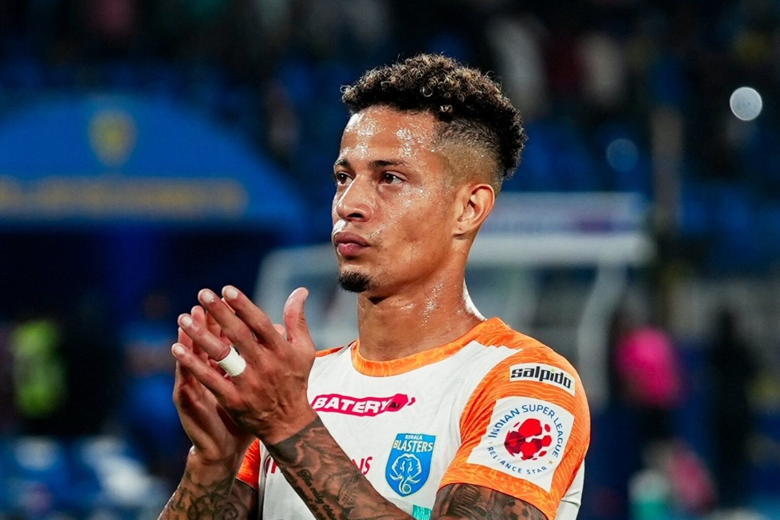 Indian Football Crisis: Sports Ministry Calls Urgent Meeting with IFF and Clubs Indian Football Crisis: Sports Ministry Calls Urgent Meeting with IFF and Clubs