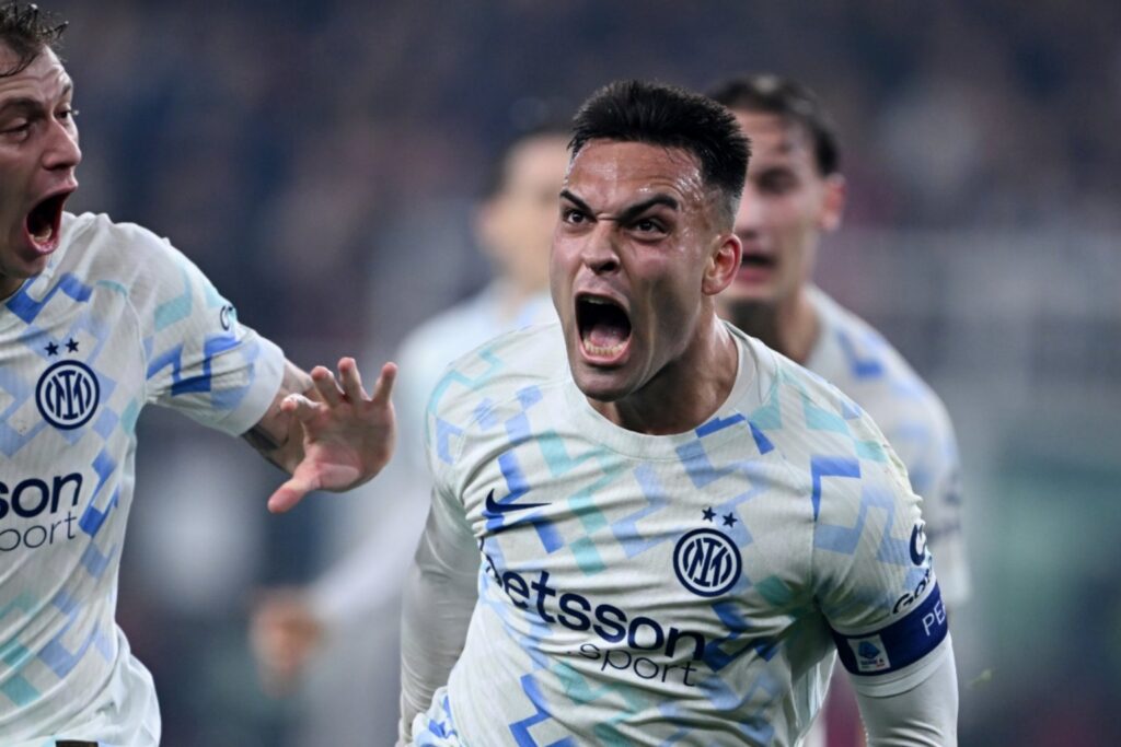 Inter Milan Secures Top Spot in Serie A After Defeating Genoa