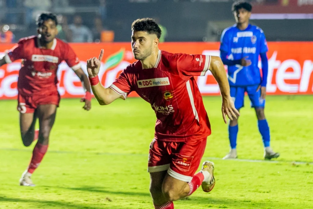 Kannur Warriors Clinch Super League Title with Final Victory!