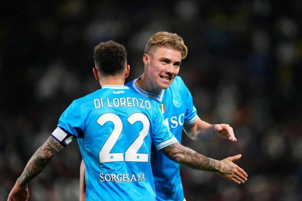 Napoli Defeats AC Milan in Thrilling Finale at the Dutch Showdown