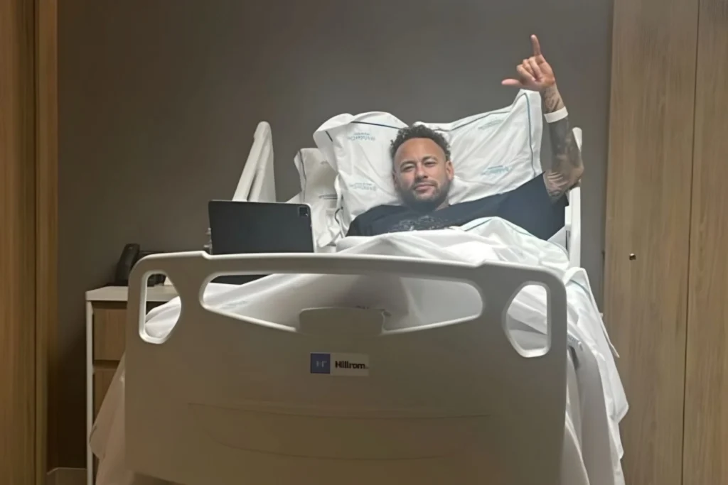 Neymar Successfully Undergoes Knee Surgery; Aiming for 2026 World Cup