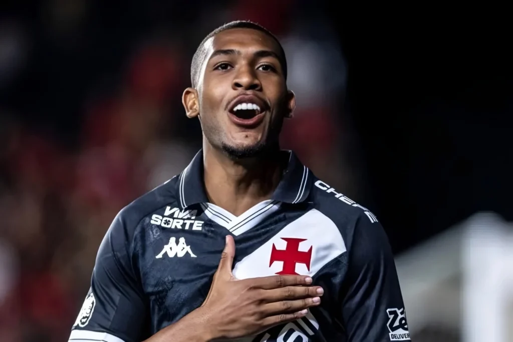 Bournemouth Signs Vasco Vinger for €35 Million