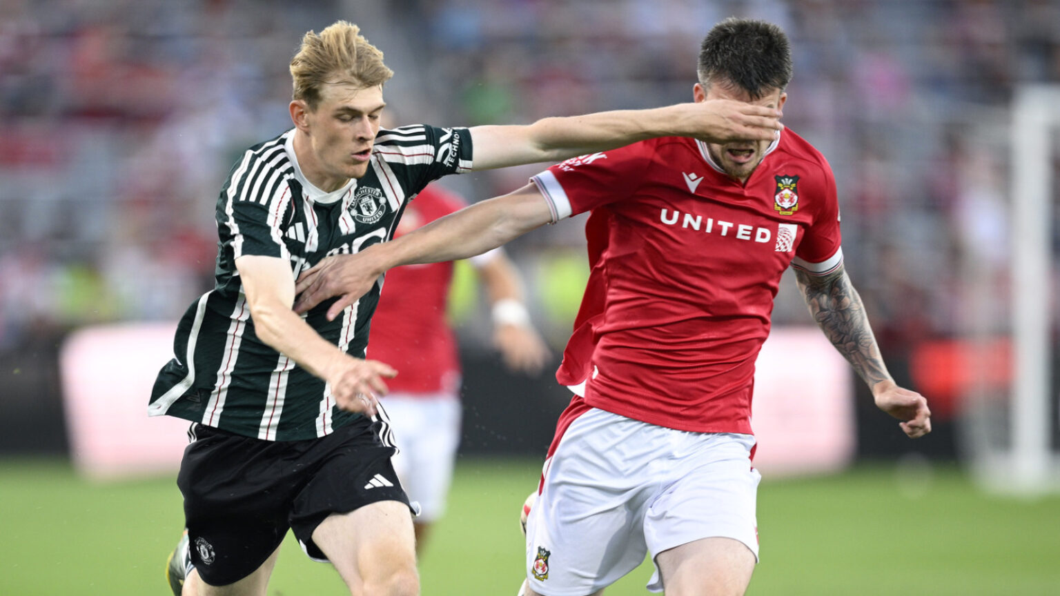 Hull City Secures Manchester United Midfielder for the Season