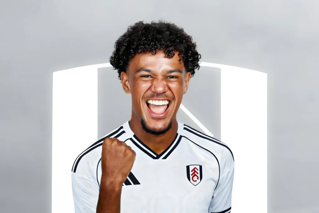 Oscar Bobb Joins Fulham on £27 Million Deal with Manchester City