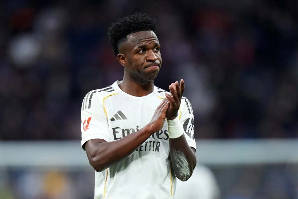 Vinicius Junior Seeks Support Amidst Fans’ Discontent Vinicius Junior Seeks Support Amidst Fans’ Discontent