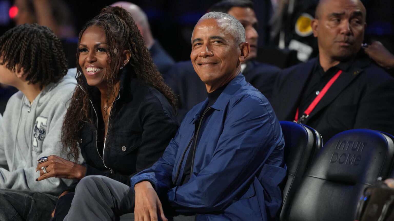 Barack and Michelle Obama Show Up at NBA All-Star Game
