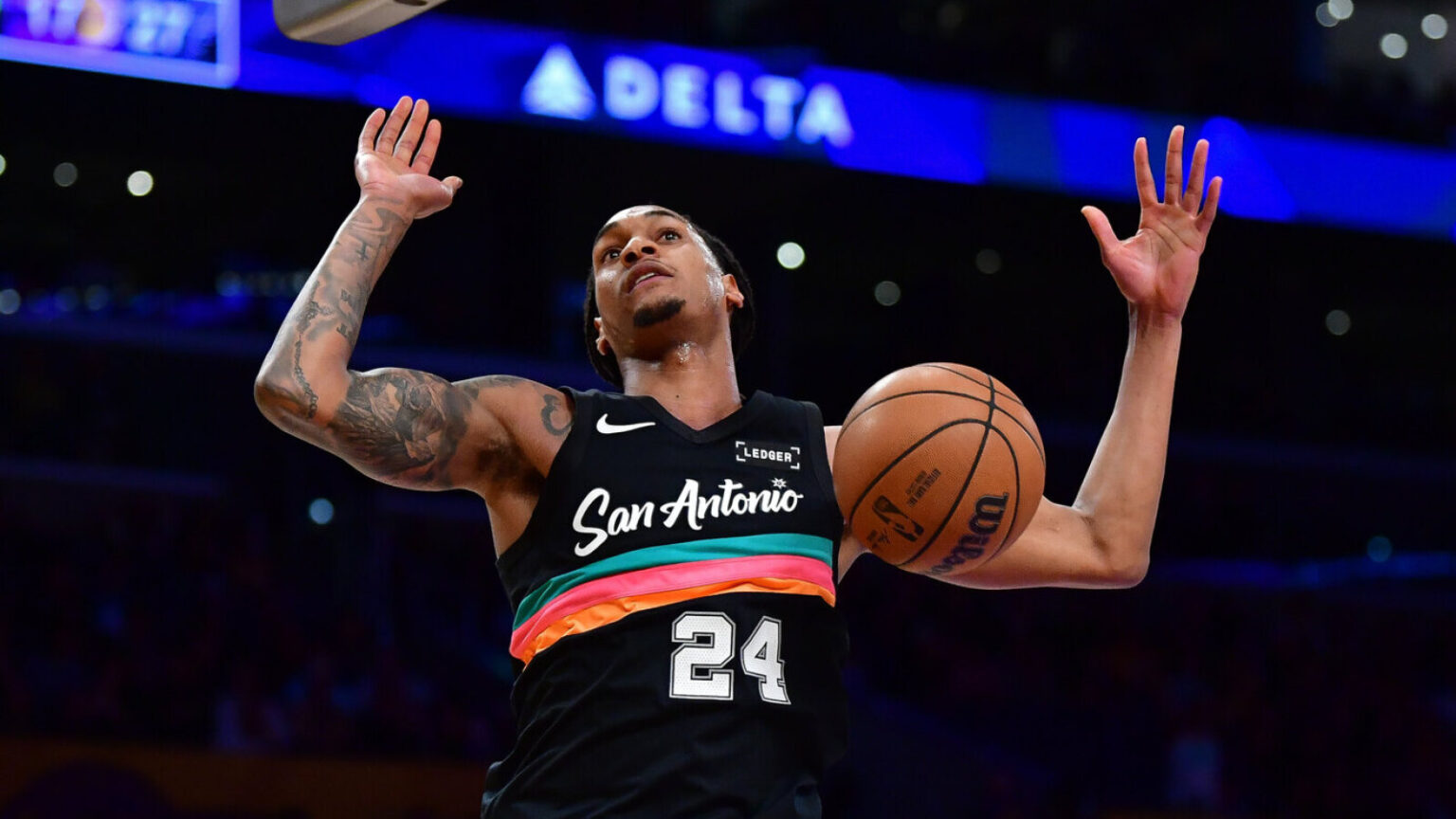 Devin Vassell Shines as Spurs Extend Winning Streak