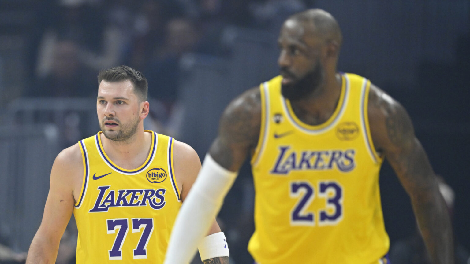 Magic’s Lucky Bounce Highlights Lakers’ Weaknesses