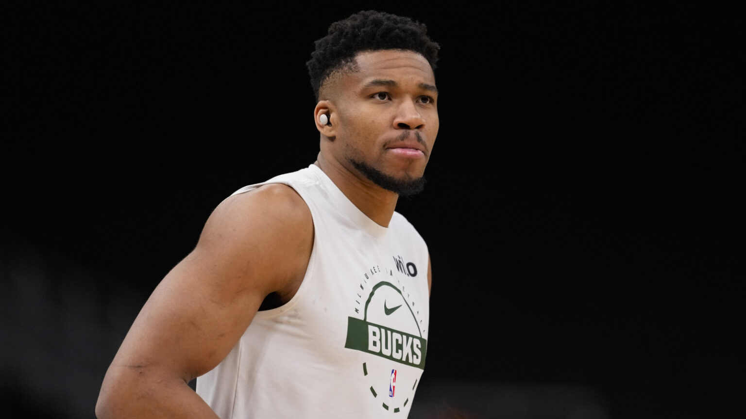 Why Antetokounmpo Might Skip a Partnership with Curry