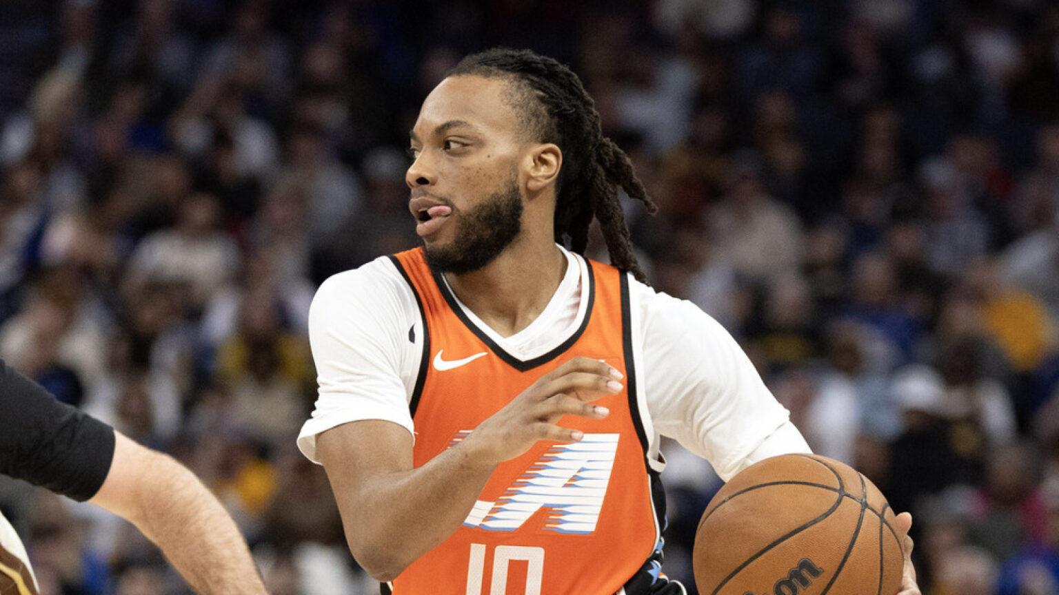 Darius Garland Discusses His Strategy for Teaming Up with Kawhi Leonard Darius Garland Discusses His Strategy for Teaming Up with Kawhi Leonard