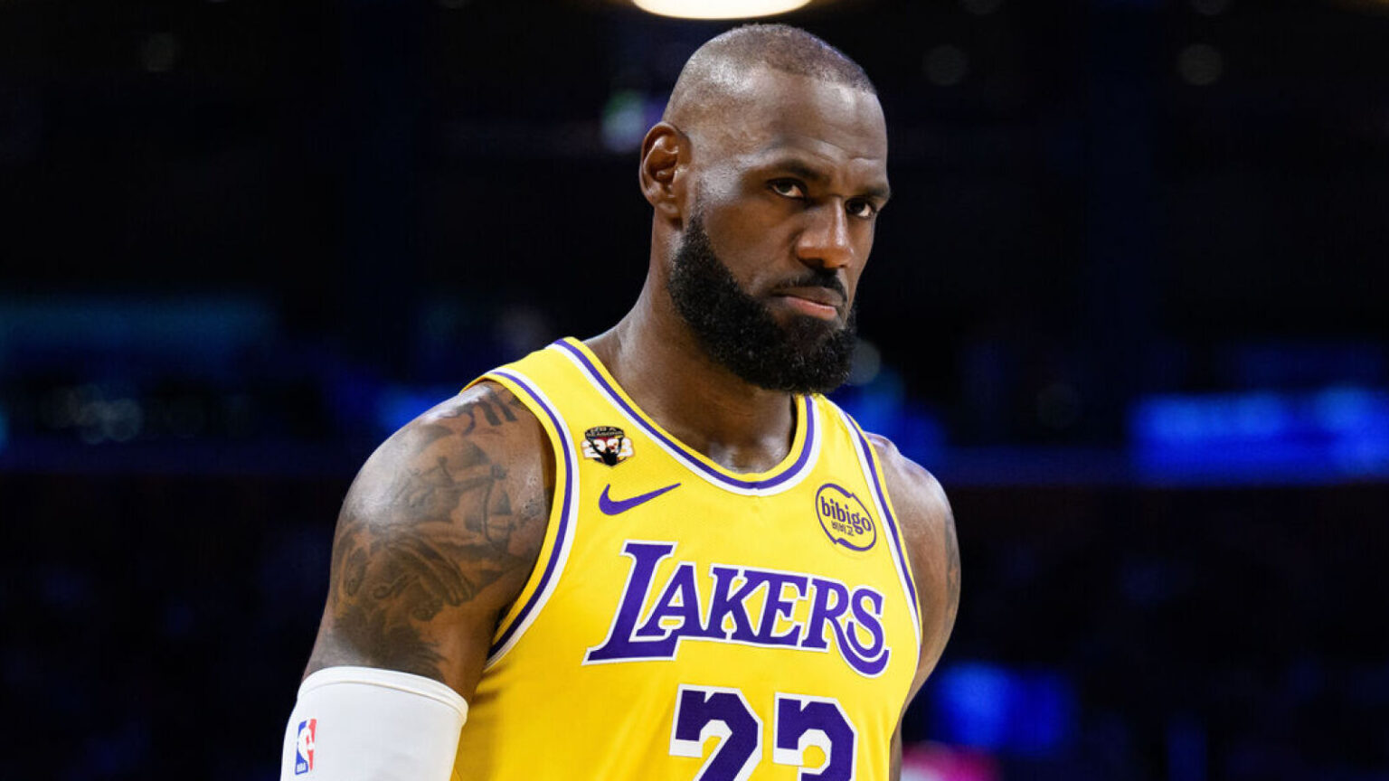 LeBron James Thanks Young Fan for Inspiring Overtime Victory LeBron James Thanks Young Fan for Inspiring Overtime Victory