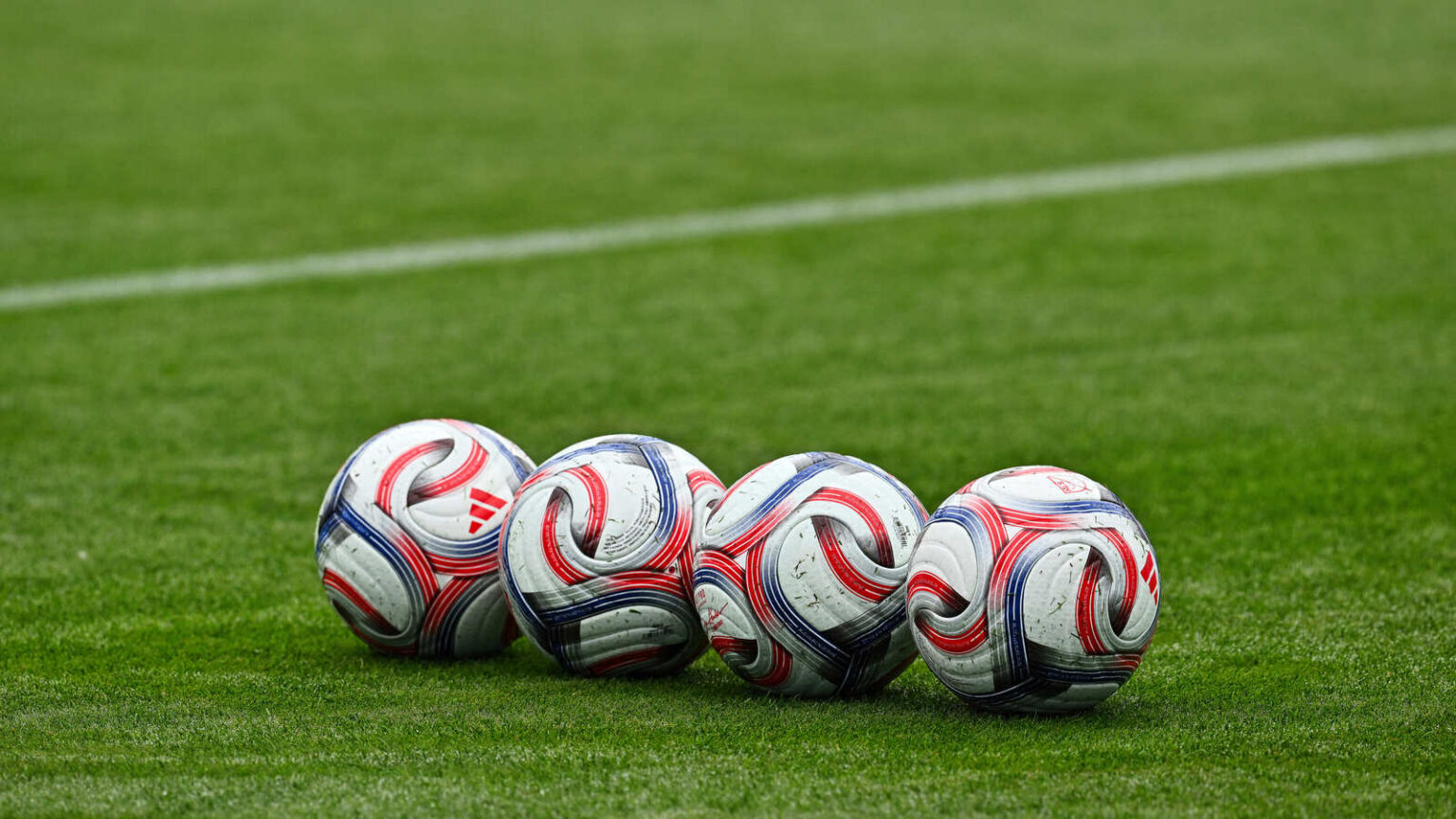 West Ham United Player’s Agent Discusses Potential Move to Manchester United for Summer 2026 West Ham United Player’s Agent Discusses Potential Move to Manchester United for Summer 2026