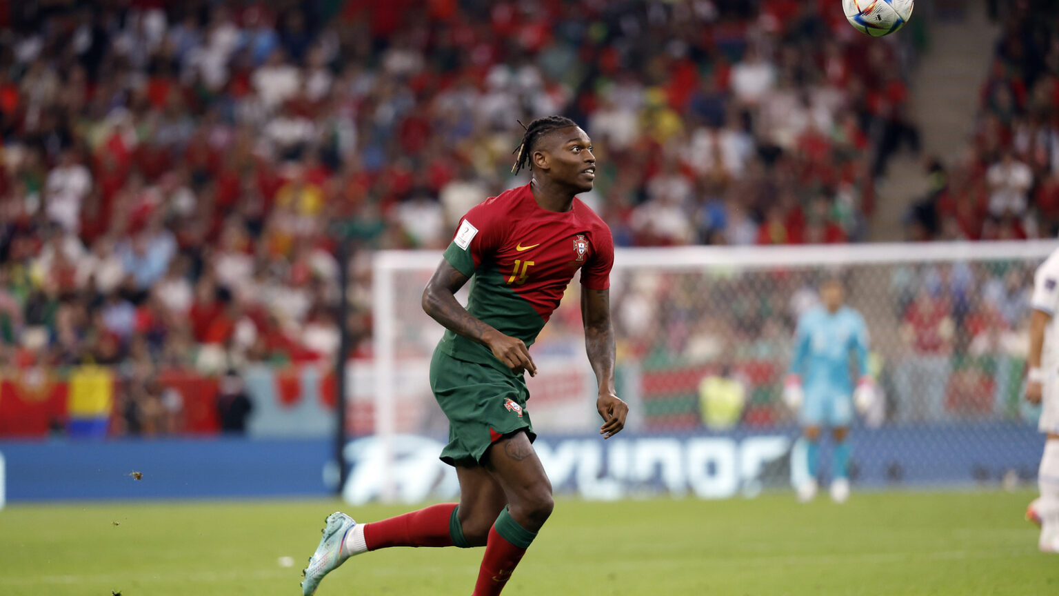 Barcelona Contemplates Rafael Leao’s Price Tag Barcelona Contemplates Rafael Leao’s Price Tag