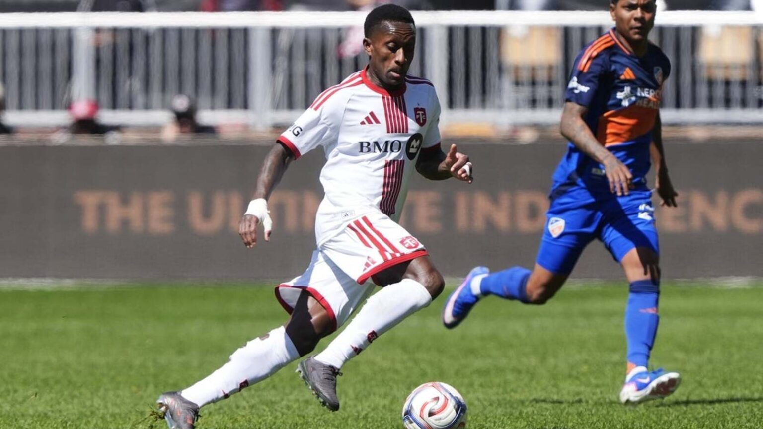 Cincinnati Makes Late Comeback to Draw with Toronto Cincinnati Makes Late Comeback to Draw with Toronto