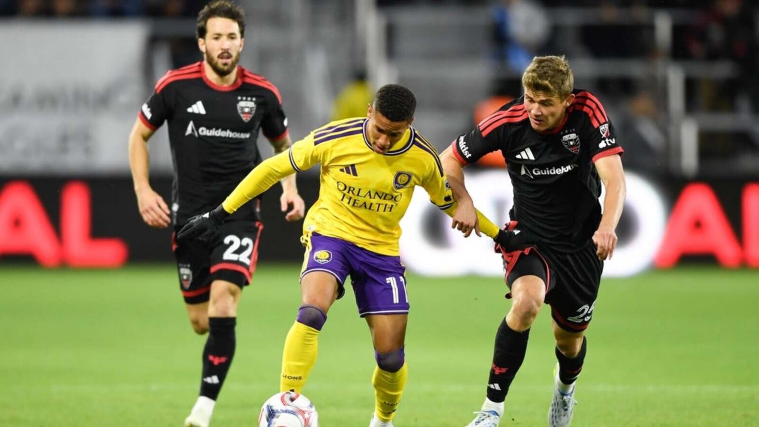 D.C. United Rallies with Two Late Goals to Defeat Orlando City