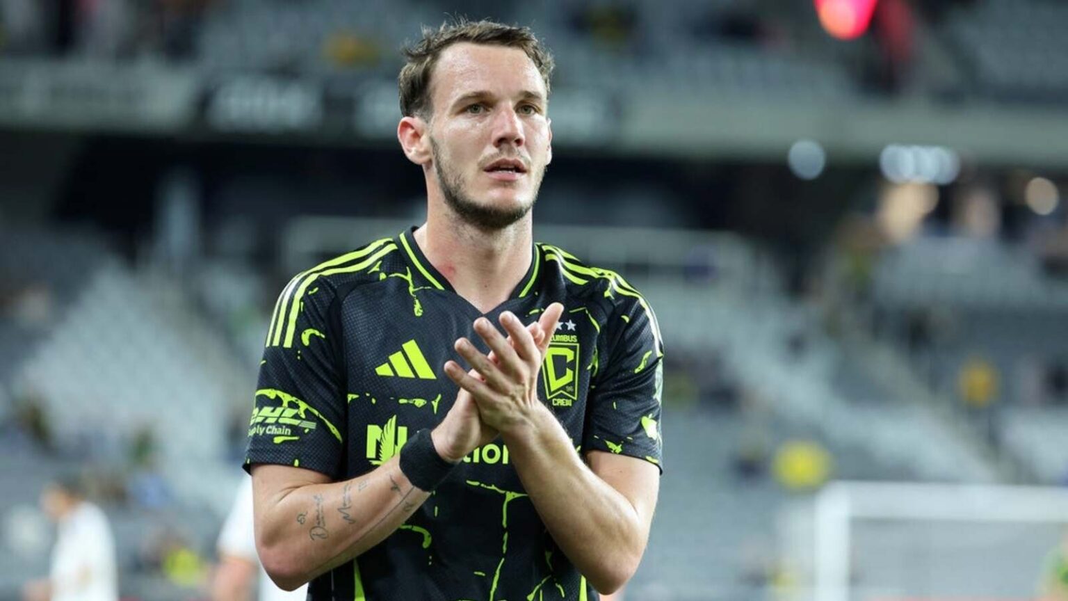 Daniel Gazdag Reunites with Former Teammates as Crew Host Union