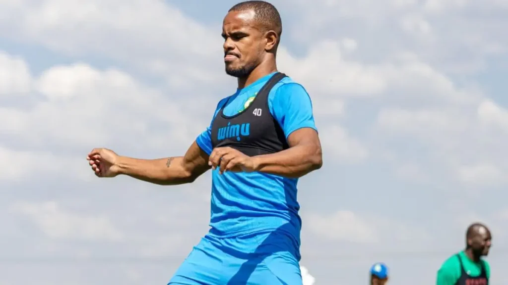 Golden Arrows coach Manqoba Mngqithi praises Iqraam Rayners as the top striker for Bafana Bafana.