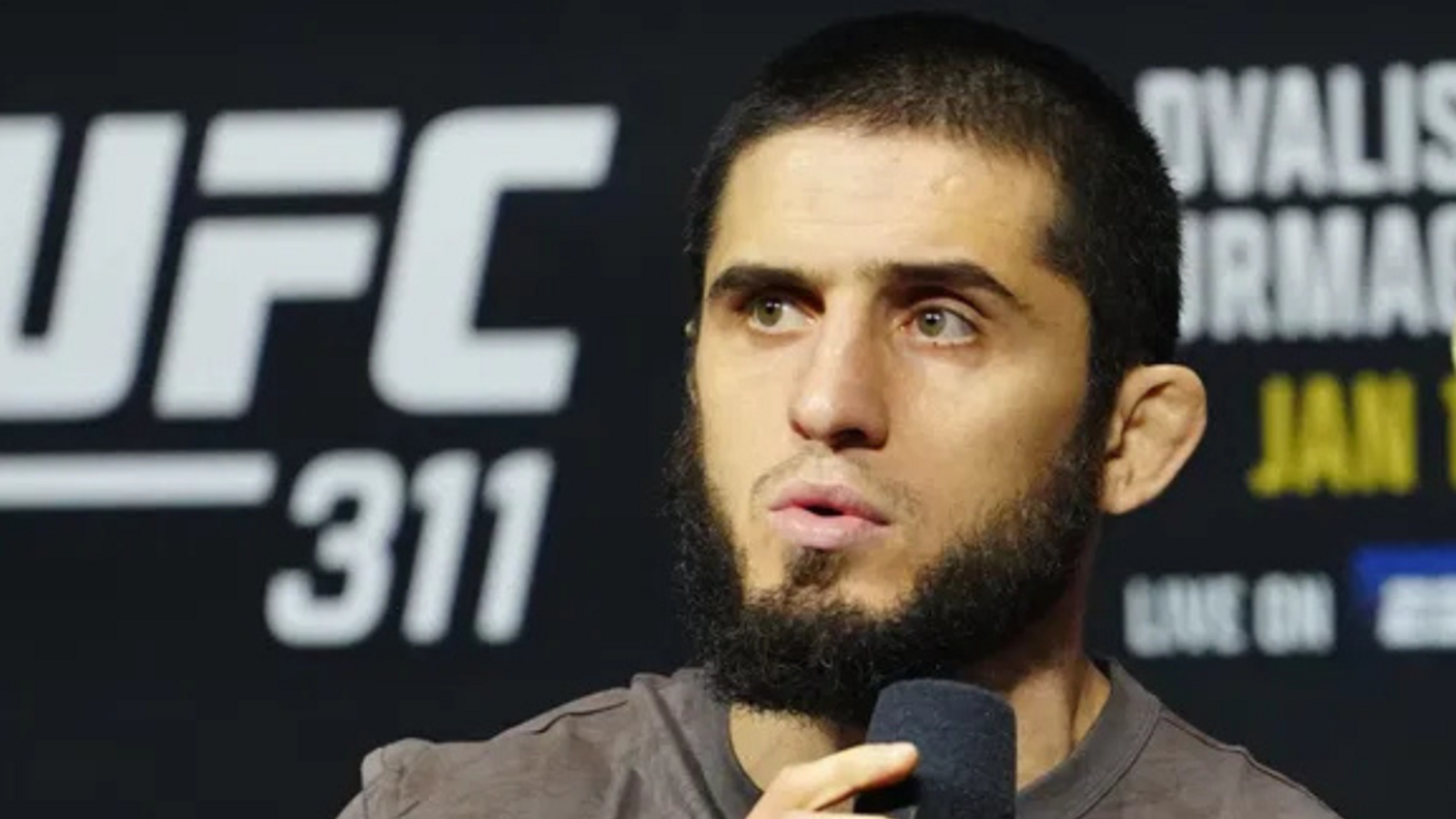 Islam Makhachev Loses Valued Item to Thieves in Italy