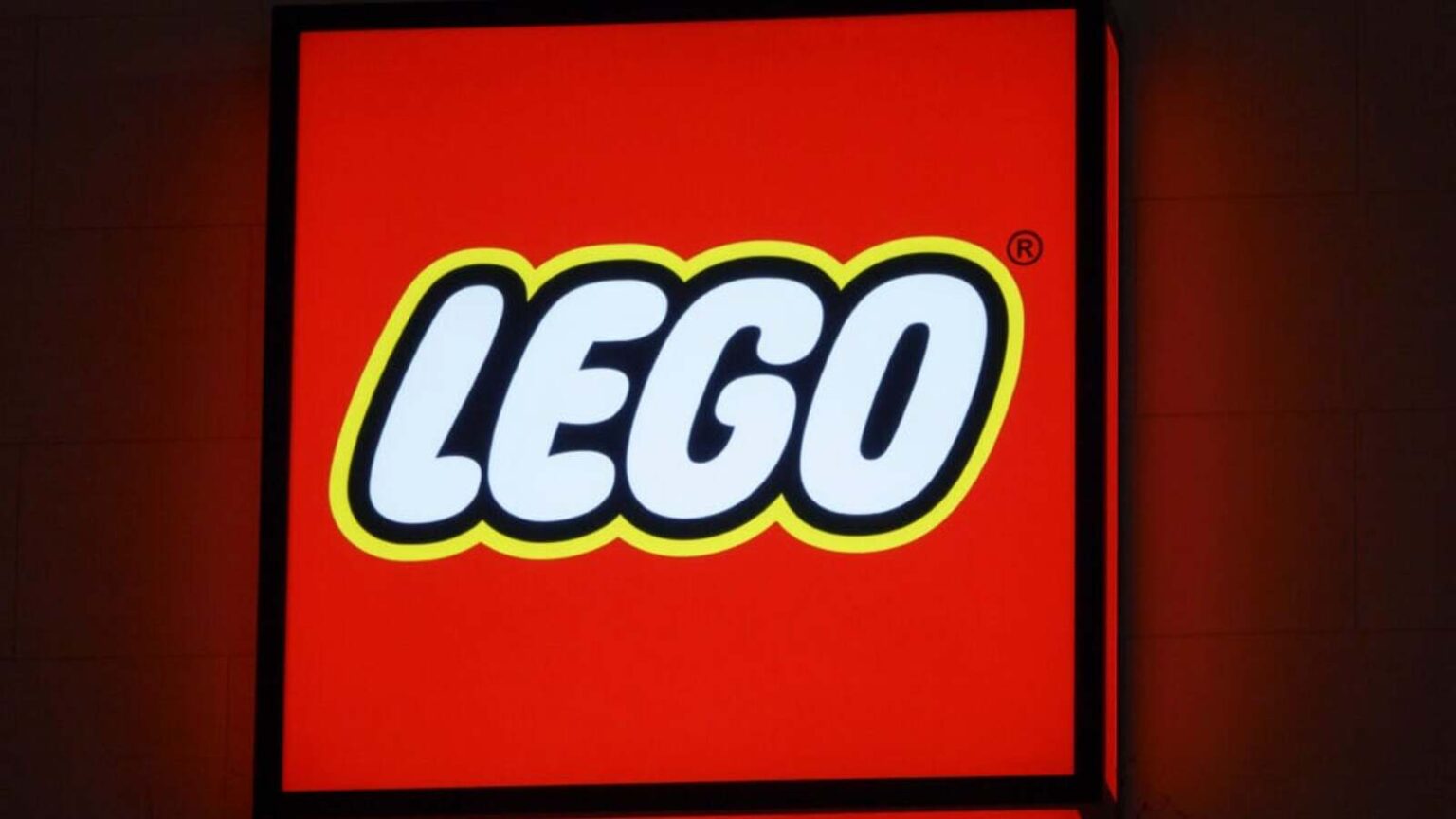 LEGO’s Latest Ad Featuring Lionel Messi and Cristiano Ronaldo Thrills Football Fans
