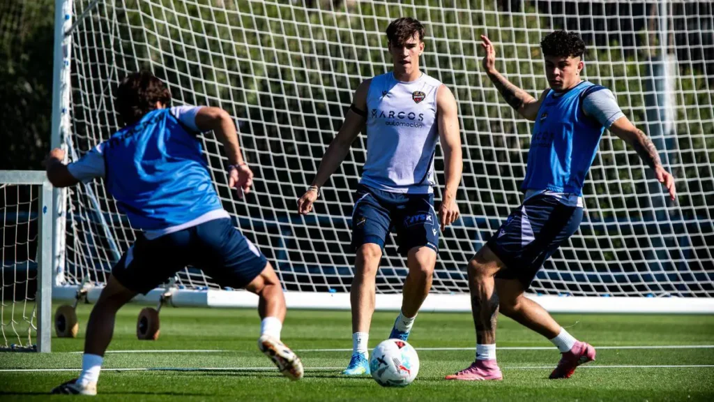 Levante vs Sevilla: Match Preview, Probable Lineups & H2H – April 23, 2026