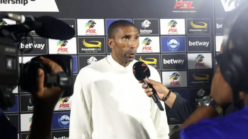 Orlando Pirates coach Abdeslam Ouaddou explains choosing Boitumelo Radiopane over Evidence Makgopa: “It’s all about competition for spots.”