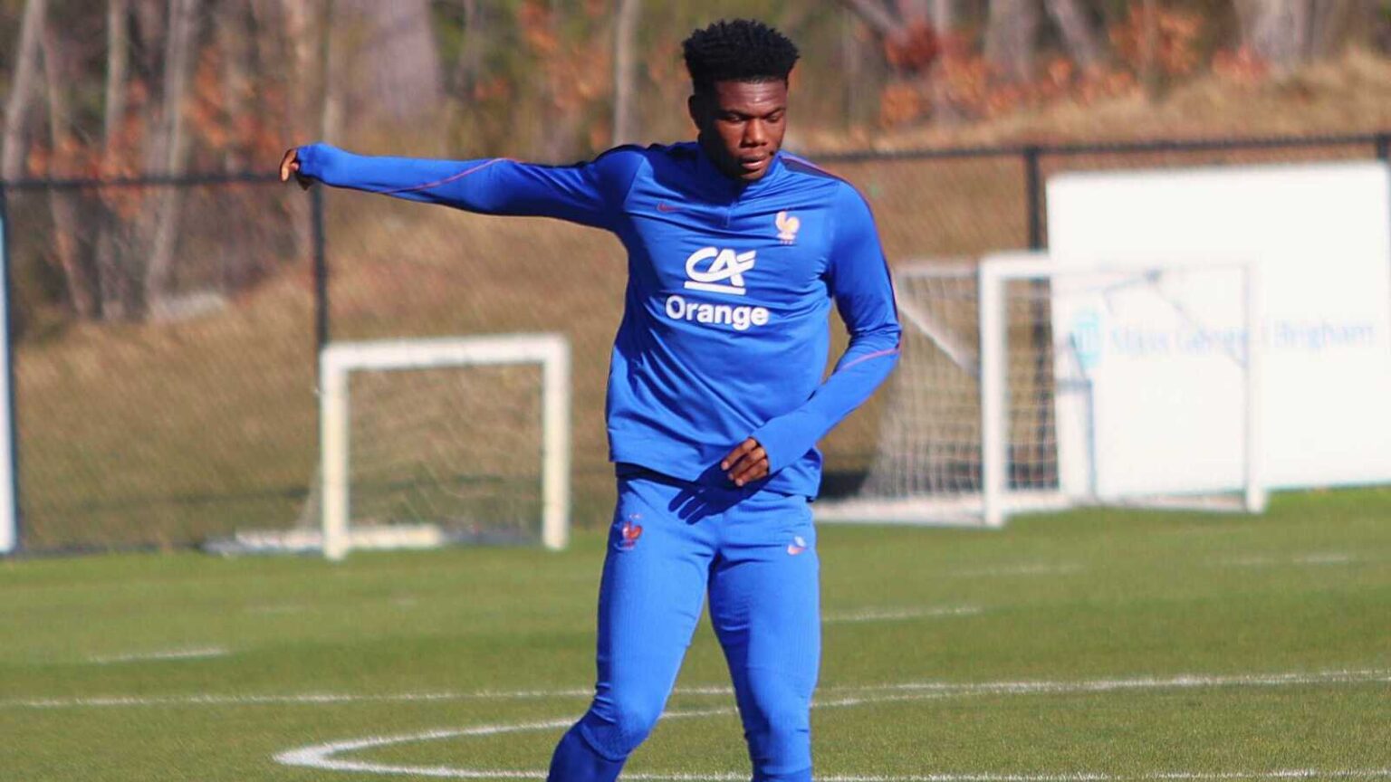 Real Madrid Aims to Stop Manchester United’s Pursuit of Aurelien Tchouameni