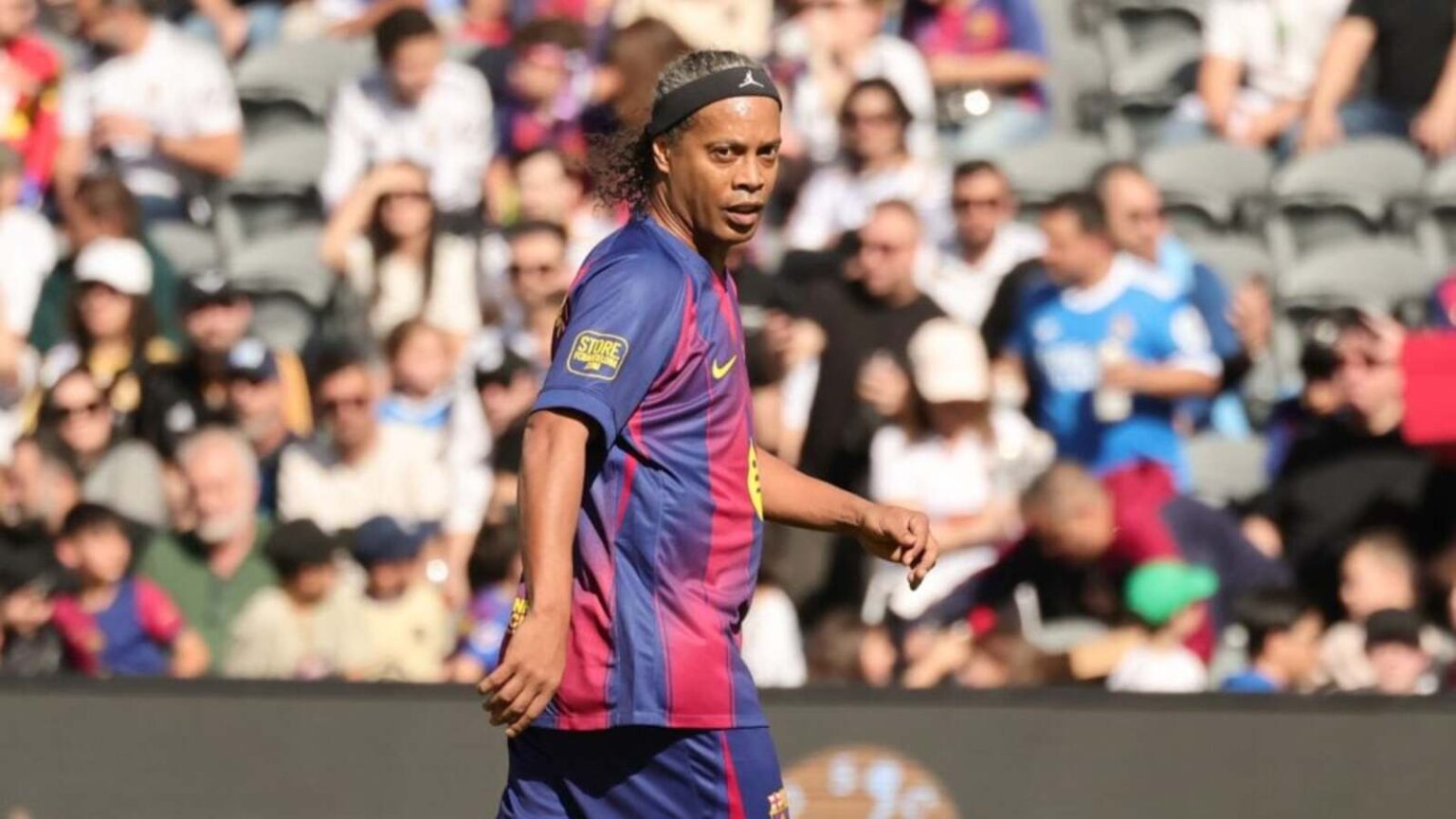Ronaldinho Picks 38-Year-Old as World’s Best, Overlooking Kylian Mbappe