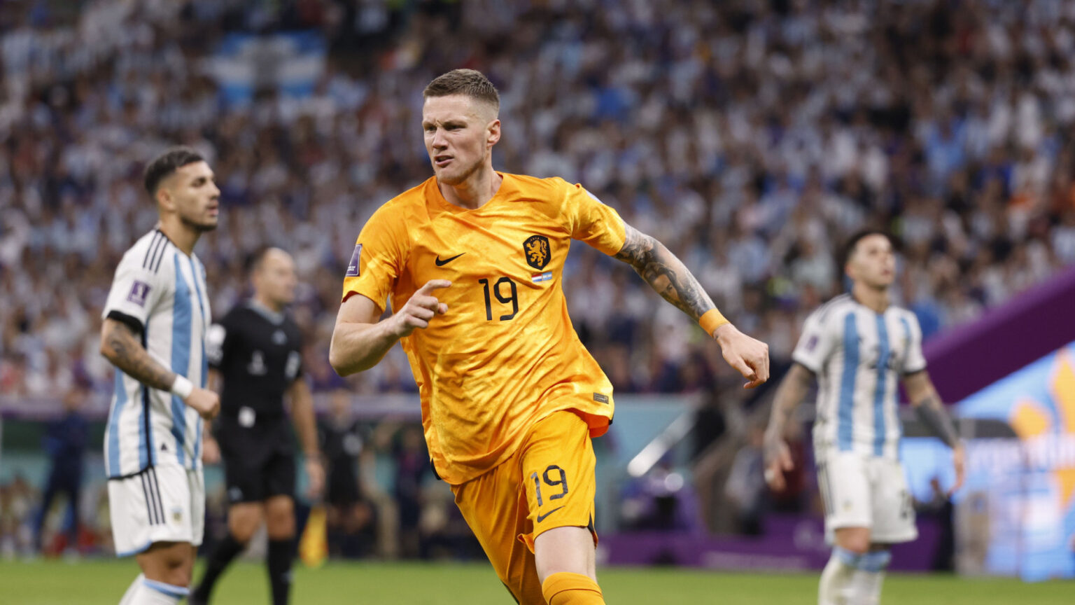 Schalke Interested in Signing Former Manchester United Striker