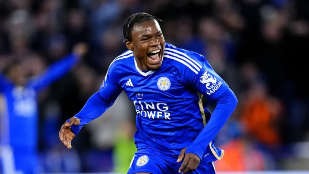 Trabzonspor Eyes Abdul Fatawu as Leicester City Faces Relegation Woes
