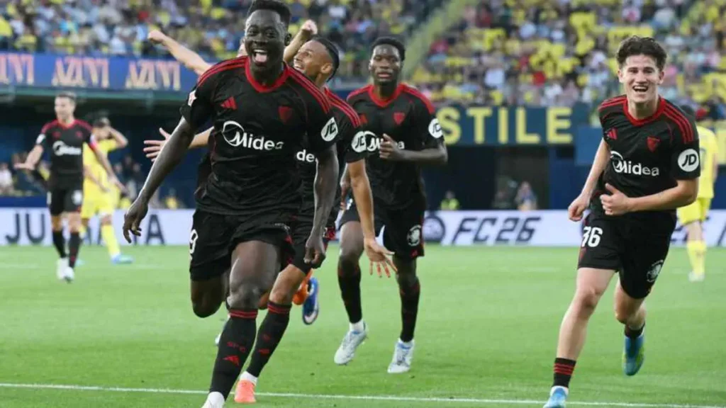 Akor Adams Scores Late Goal to Lift Sevilla Over Villarreal 3-2