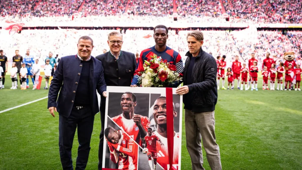 Bayern Munich honors Nicolas Jackson