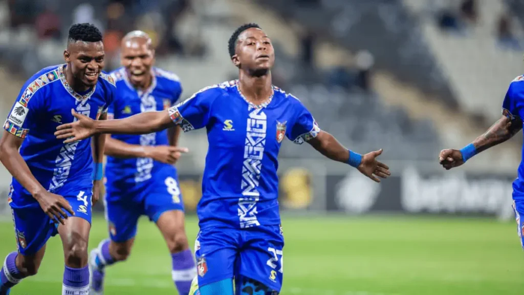 Bernard Parker confirms Seluleko Mahlambi injured his ankle in last night’s match against Mamelodi Sundowns.