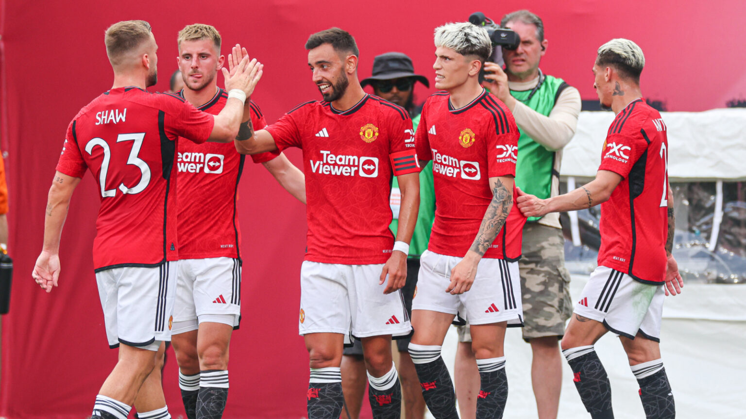 Bruno Fernandes Faces Humiliation from Pep Guardiola in Manchester City Meeting