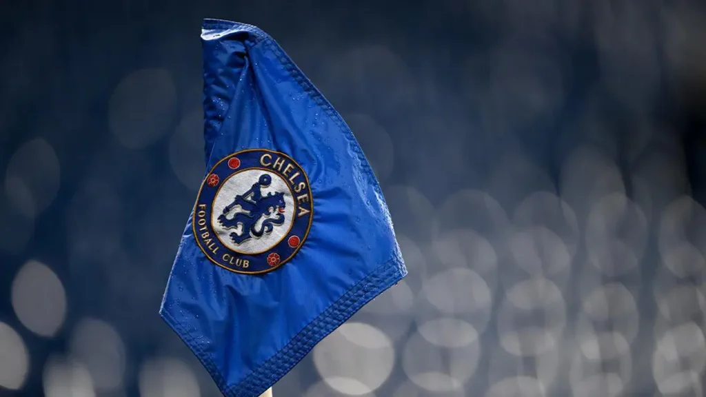 Chelsea Nears Deal to Hire Star Coach