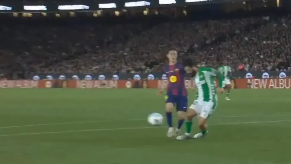 Controversy erupts in La Liga as referee gives Barcelona a disputed penalty