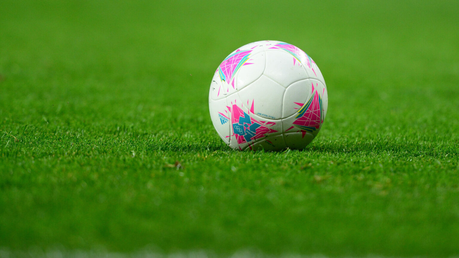 Curacao Calls Up Former Manchester United Winger for 2026 World Cup Squad