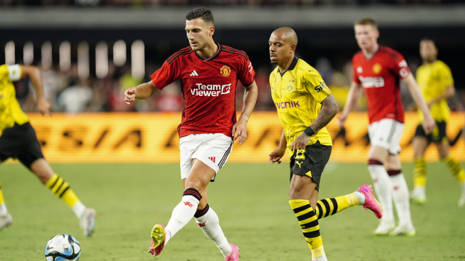 Diogo Dalot’s Absence Against Brighton & Hove Albion Explained