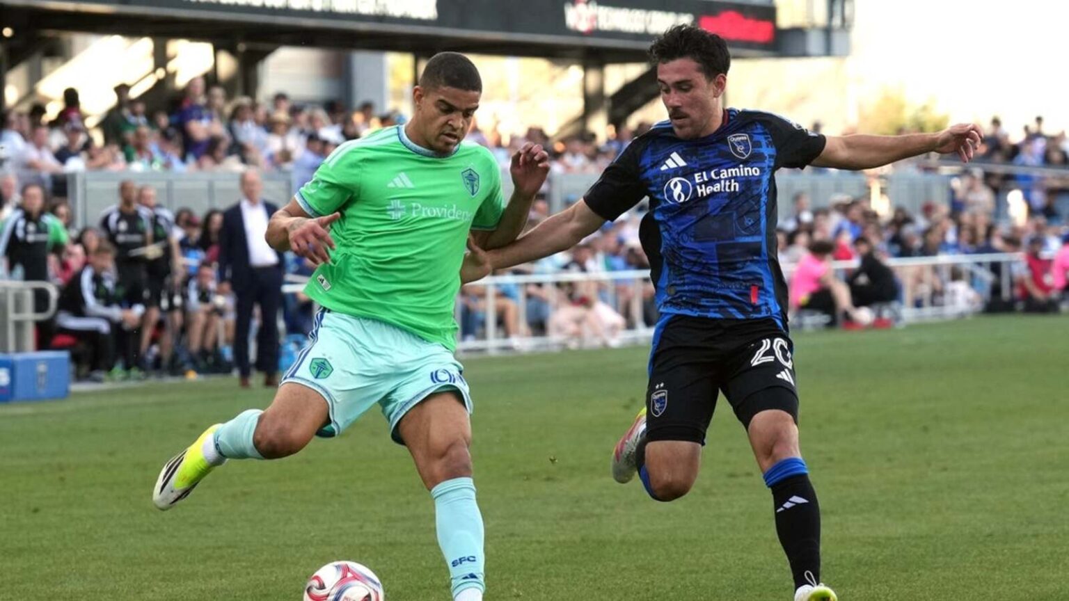 Earthquakes Face Sounders in Clash of Western Giants