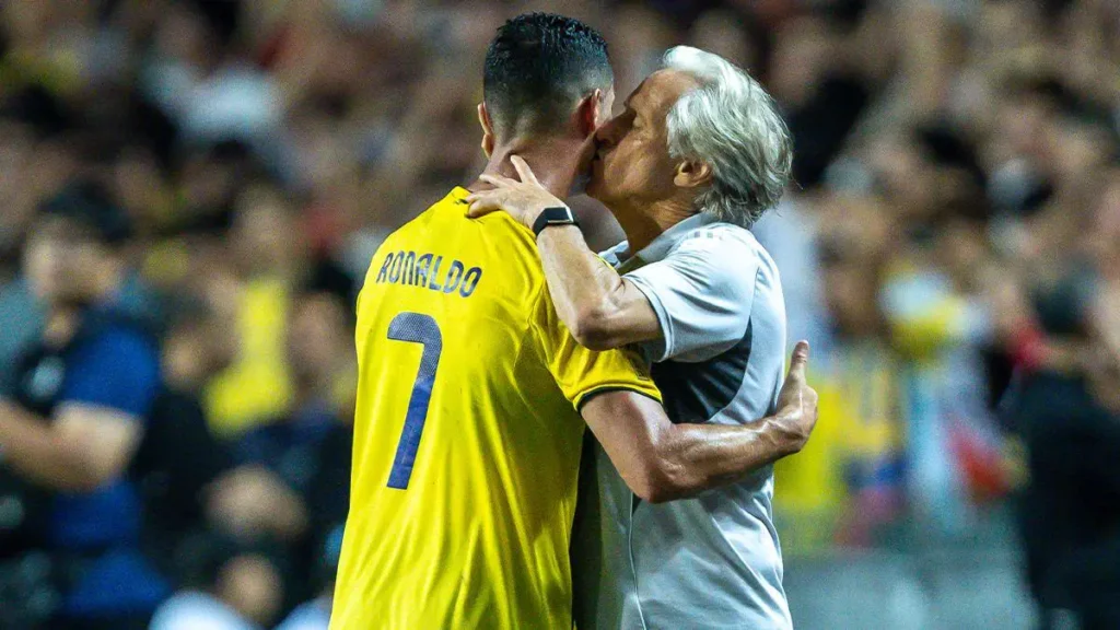 Famed coach on the verge of taking over Portugal, closely linked to Ronaldo