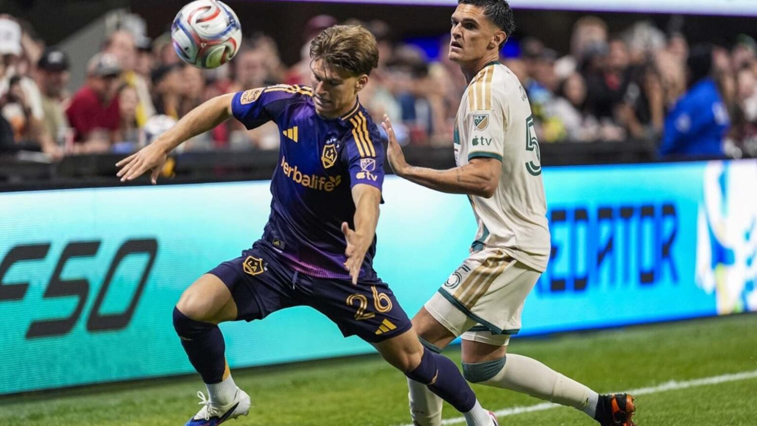 Gabriel Pec’s Second-Half Brace Powers Galaxy to Victory Over Atlanta