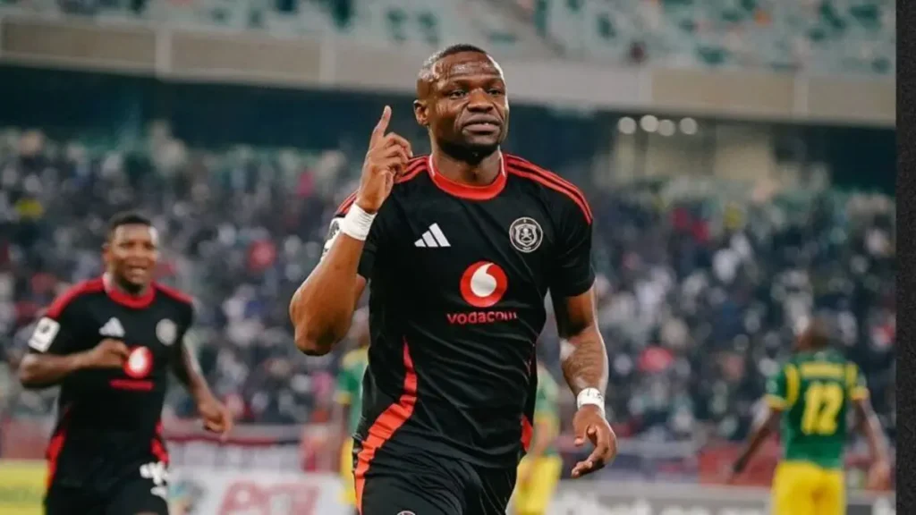 Kaizer Chiefs Target Tshegofatso Mabasa on Loan from Stellenbosch FC