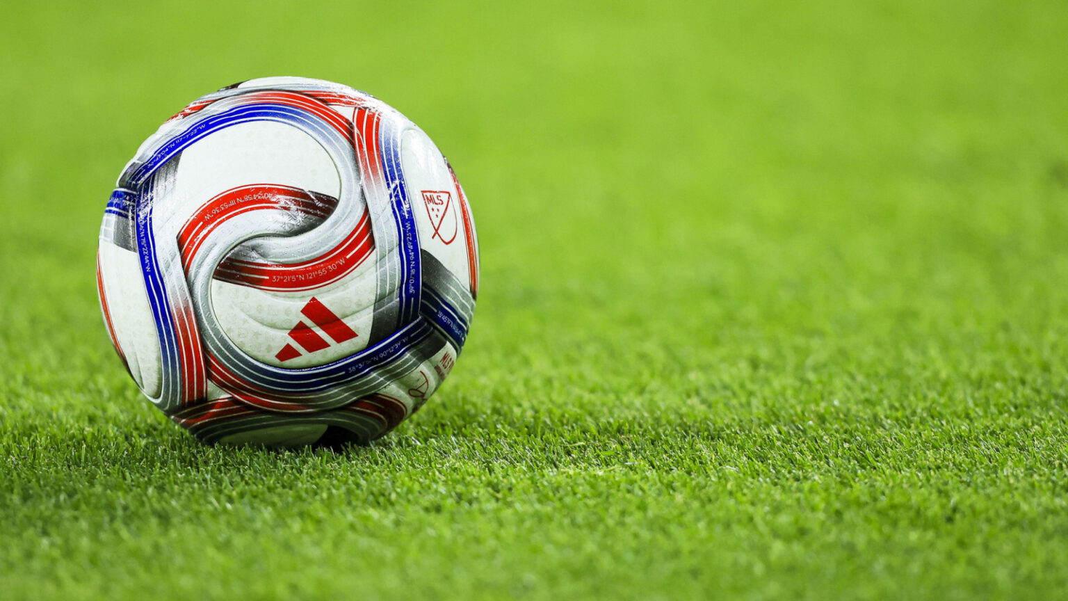 Kieran McKenna Makes First Signing for Ipswich Town After Premier League Promotion