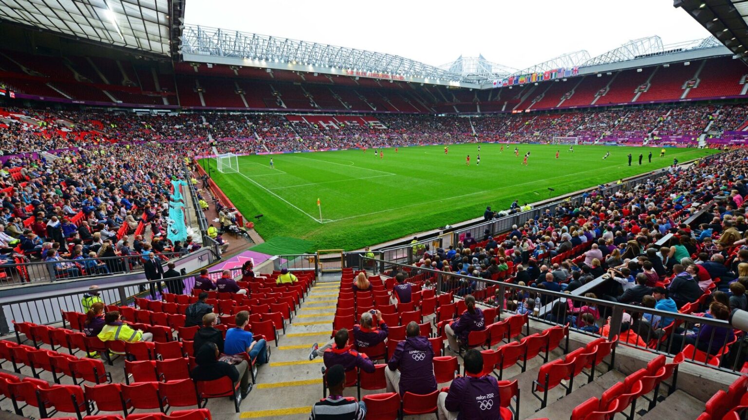 Lausanne-Sport Parts Ways with Manchester United Striker