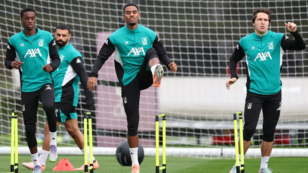 Liverpool Sets Price for Top Player Liverpool Sets Price for Top Player