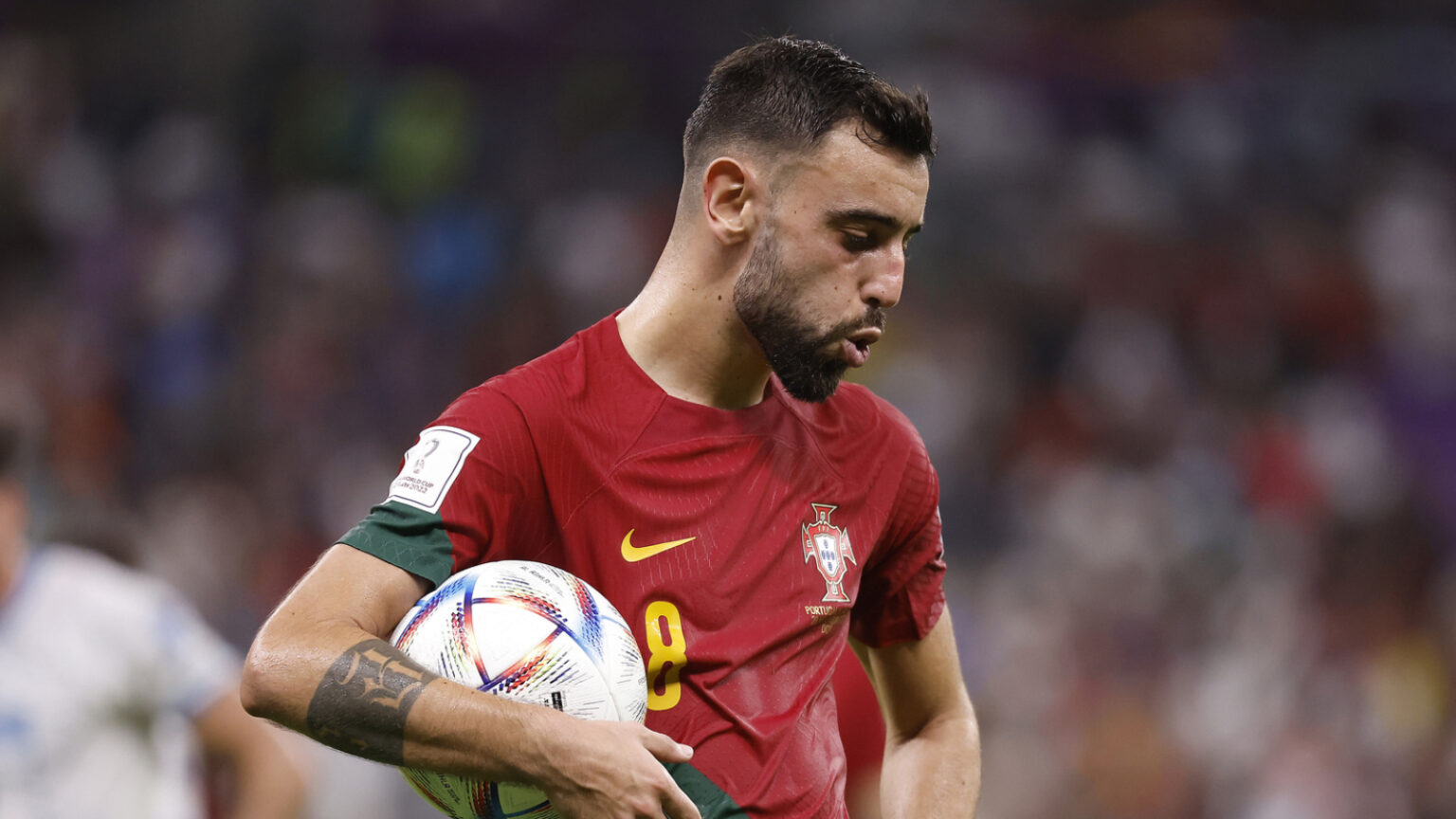 Manchester United Clarifies Its Position on Bruno Fernandes Contract Extension