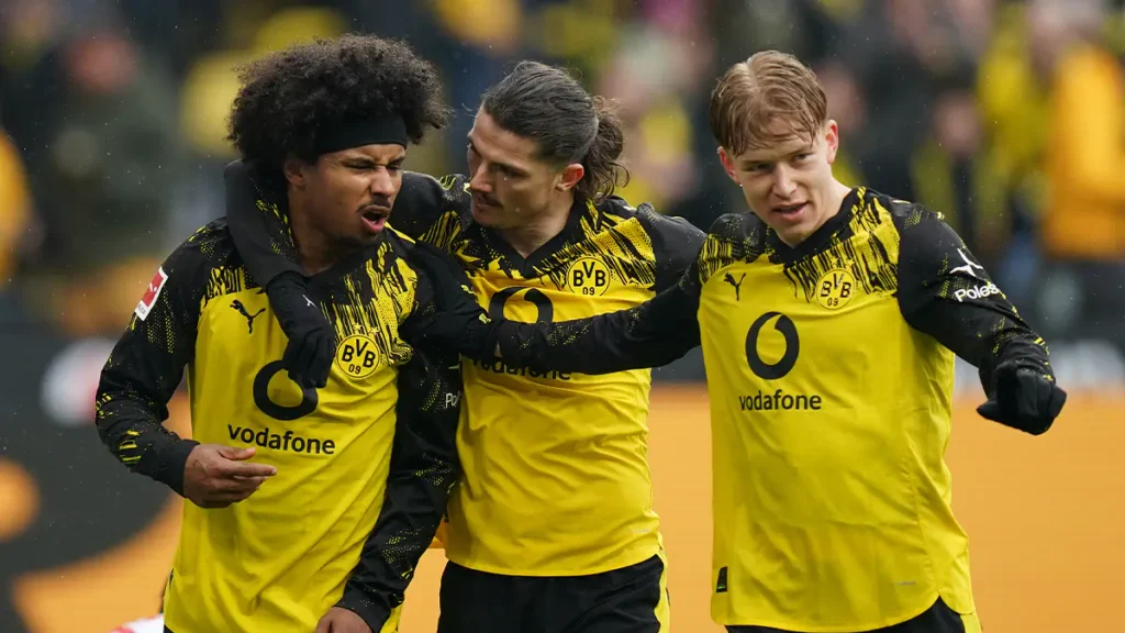 Manchester United eyes Borussia Dortmund star